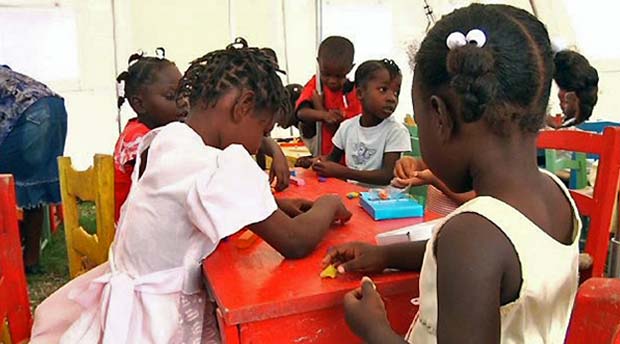 UNICEF Child Friendly Spaces Offer Hope and Help for Children After Cyclone Ivan